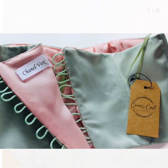 Handmade cropped cupped corset medium - Picture 4 of 6